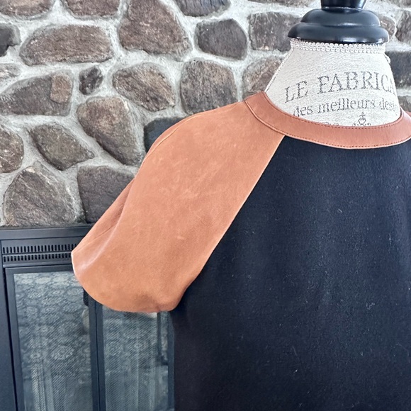 Ralph Lauren Black Label Silk Dress w/ Lambskin Sleeves - Size Large - Picture 4 of 7